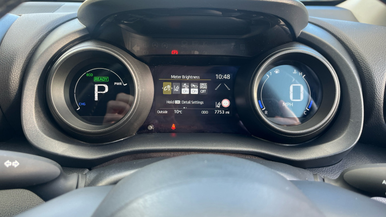 Toyota Yaris 1.5 Hybrid Design 5dr CVT Hybrid Hatchback